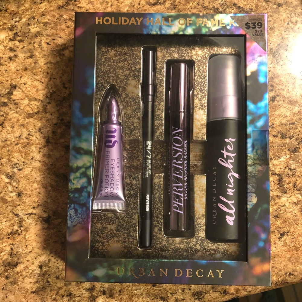 Urban Decay Holiday Hall of Fame kit